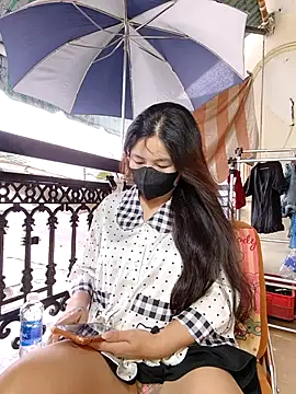 lyna bl online show from 12-04-25, 01:26