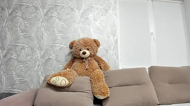 Karina sunny online show from 02-12-25, 07:45