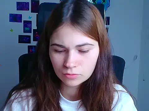 Loon Amore online show from 12-23-25, 06:55