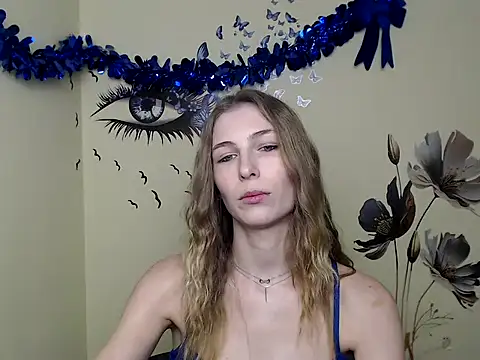 Snapshot of StrangerGi chatting on 01-23-25, 04:15 StrangerGi online show from 01-23-25, 04:15