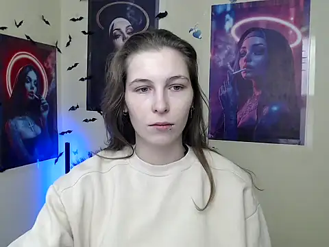 Snapshot of StrangerGi chatting on 01-12-26, 07:13 StrangerGi online show from 01-12-26, 07:13