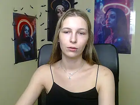 StrangerGi online show from 05-28-26, 06:21