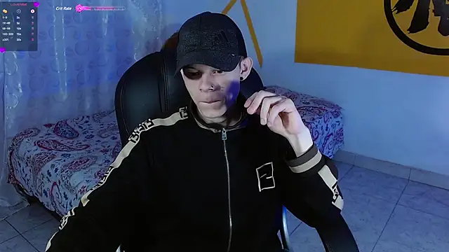 Snapshot of Matthew_Boy_ chatting on 12-09-24, 01:02 Matthew Boy online show from 12-09-24, 01:02