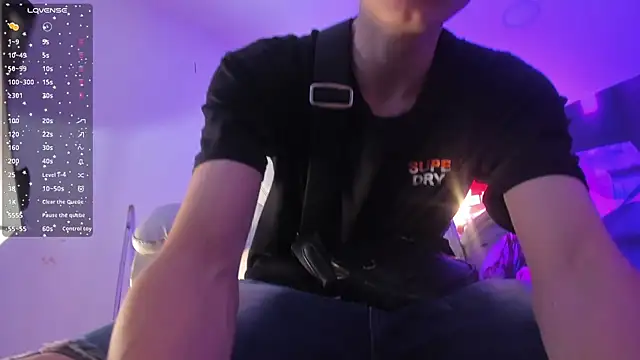 Snapshot of Matthew_Boy_ chatting on 01-21-25, 08:21 Matthew Boy online show from 01-21-25, 08:21