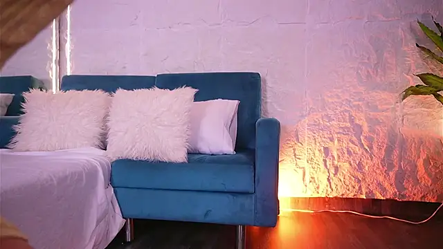 CailynBrowm online show from 04-08-26, 04:23