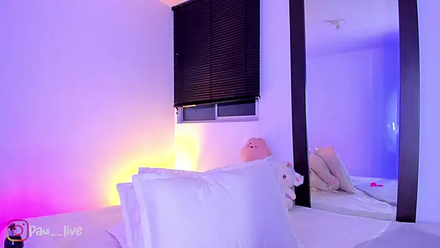 pau live online show from 03-19-26, 07:34