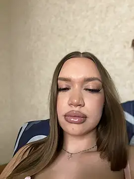 Snapshot of bunnyrich chatting on 03-12-26, 05:41 bunnyrich online show from 03-12-26, 05:41