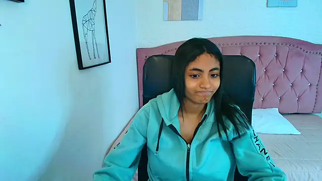 shaneelle online show from 12-15-25, 03:11