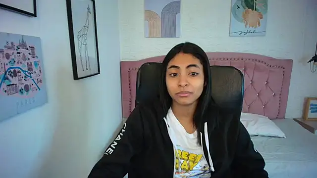 shaneelle online show from 12-20-25, 03:02