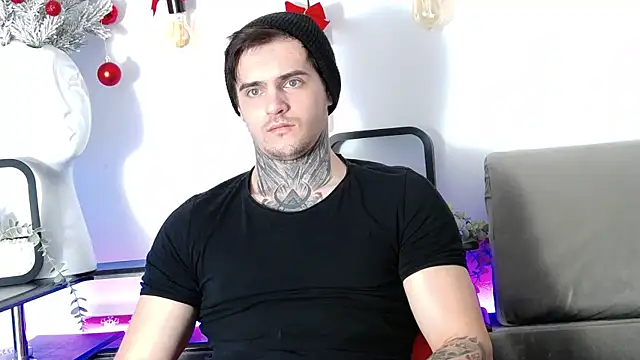 CarterCole online show from 01-04-25, 07:03