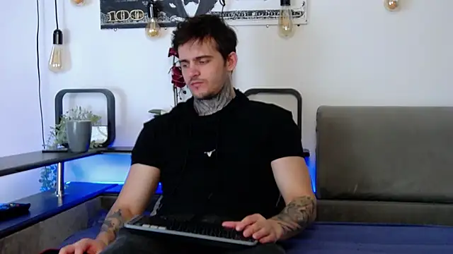 CarterCole online show from 03-06-25, 01:35