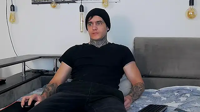 CarterCole online show from 12-19-25, 12:45