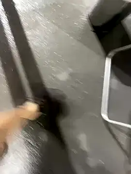 Maurob18 online show from 10-16-25, 01:17