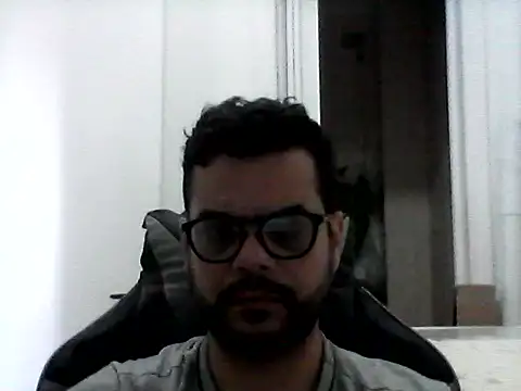 HornyBeachBoyBR online show from 06-27-26, 02:44