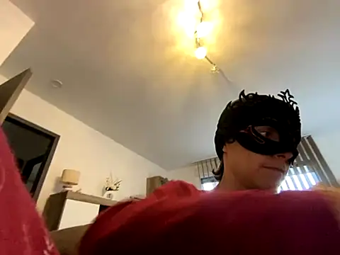 Snapshot of Marilou1983 chatting on 10-22-25, 08:36 Marilou1983 online show from 10-22-25, 08:36