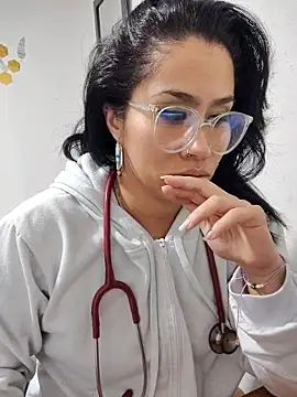 Snapshot of Sweet__Nurse1 chatting on 02-18-25, 07:21 Sweet Nurse1 online show from 02-18-25, 07:21