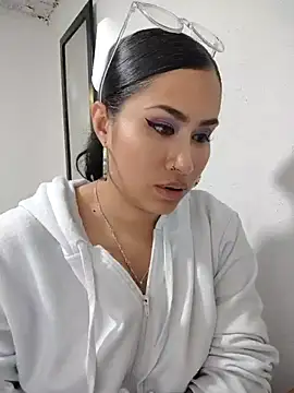 Snapshot of Sweet__Nurse1 chatting on 03-06-25, 04:49 Sweet Nurse1 online show from 03-06-25, 04:49
