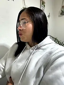 Snapshot of Sweet__Nurse1 chatting on 09-18-25, 06:43 Sweet Nurse1 online show from 09-18-25, 06:43