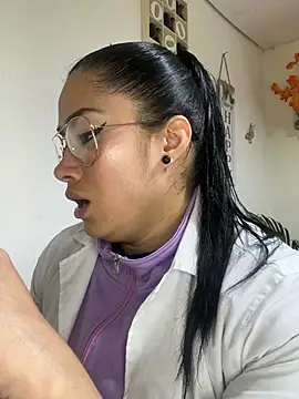 Snapshot of Sweet__Nurse1 chatting on 04-25-26, 06:49 Sweet Nurse1 online show from 04-25-26, 06:49