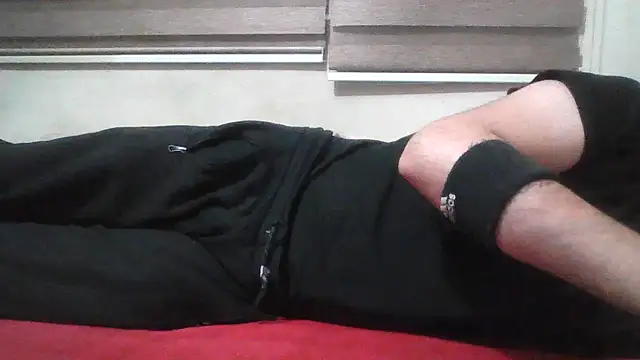 ekimeskim1 online show from 01-08-26, 06:21