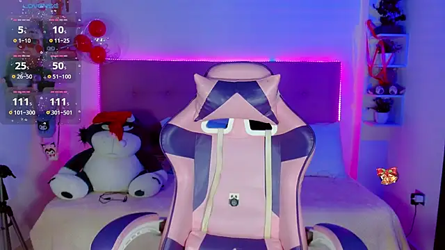 Snapshot of Kylie_brokee chatting on 12-16-24, 12:15 Kylie brokee online show from 12-16-24, 12:15