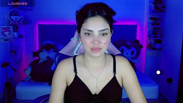 Snapshot of Kylie_brokee chatting on 03-07-25, 10:10 Kylie brokee online show from 03-07-25, 10:10