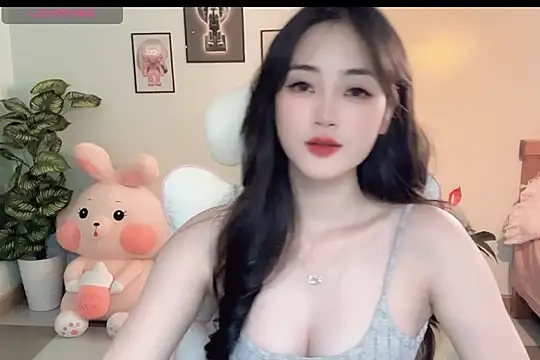  Aimy  online show from 10-16-25, 04:57