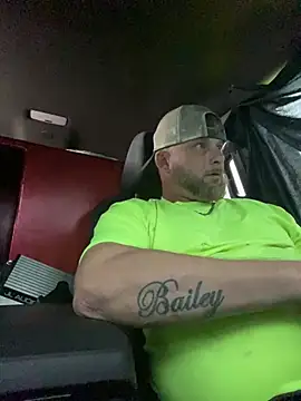 rocket8669 online show from 04-07-26, 07:47