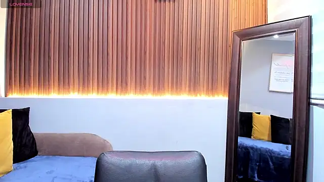StefyGil  online show from 07-17-26, 12:01