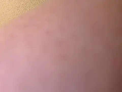 Snapshot of ImCarolinaCutiexxx chatting on 08-01-26, 12:04 ImCarolinaCutiexxx online show from 08-01-26, 12:04