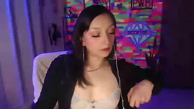 Snapshot of ScarlatSultry chatting on 06-06-26, 03:33 ScarlatSultry online show from 06-06-26, 03:33