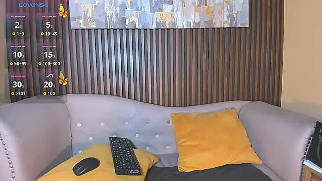 Nahiajhonson  online show from 09-20-25, 01:01