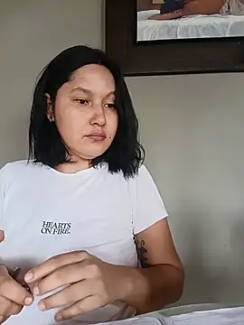 SamaraJay1 online show from 06-01-26, 03:58