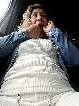 coral smitth online show from 01-18-26, 08:23