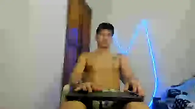 Snapshot of MasterSEX420 chatting on 11-27-25, 12:24 MasterSEX420 online show from 11-27-25, 12:24