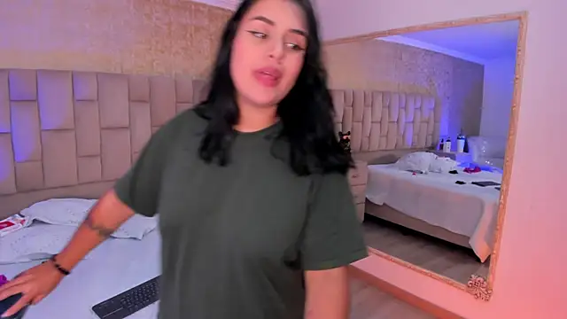 EmmaTorres  online show from 02-24-25, 02:08