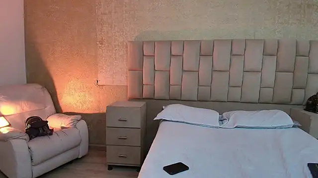 EmmaTorres  online show from 03-21-25, 08:40