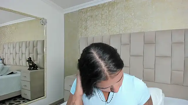 EmmaTorres  online show from 09-13-25, 08:41