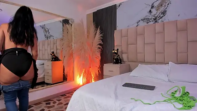 EmmaTorres  online show from 03-06-26, 09:55