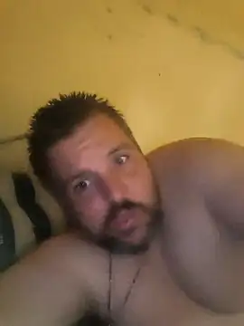 Snapshot of Ronny2510 chatting on 10-07-25, 01:08 Ronny2510 online show from 10-07-25, 01:08