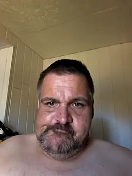 Snapshot of Ronny2510 chatting on 04-29-26, 11:36 Ronny2510 online show from 04-29-26, 11:36