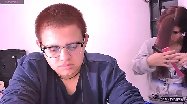 tatsumi nao online show from 12-07-24, 02:09