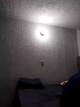 samanthaeliott22 online show from 12-23-24, 01:29