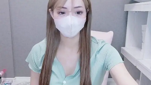  chanMOMO  online show from 07-13-26, 11:02