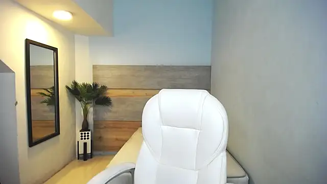 Snapshot of liseth_fox chatting on 01-14-25, 07:32 liseth fox online show from 01-14-25, 07:32