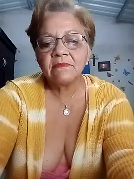 Madrastrahot69 online show from 12-16-25, 03:22