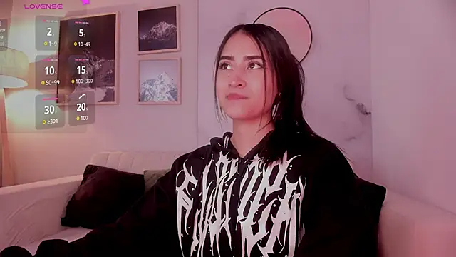 lara madisson online show from 10-20-25, 05:52