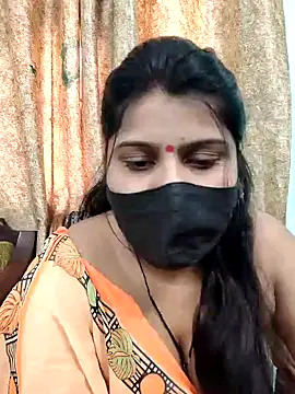 Snapshot of Hotty-simran chatting on 10-27-25, 04:27 Hotty-simran online show from 10-27-25, 04:27