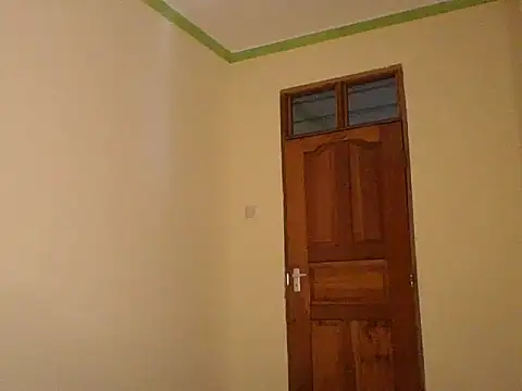 Apple bitch online show from 10-21-25, 04:13