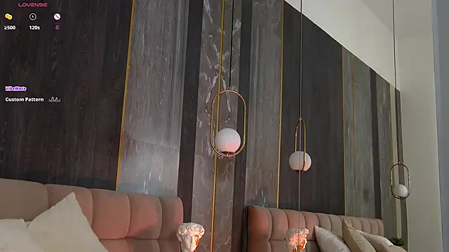 Snapshot of Chanel__May chatting on 02-10-25, 09:04 Chanel May online show from 02-10-25, 09:04